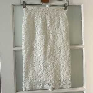 White lace pencil skirt
